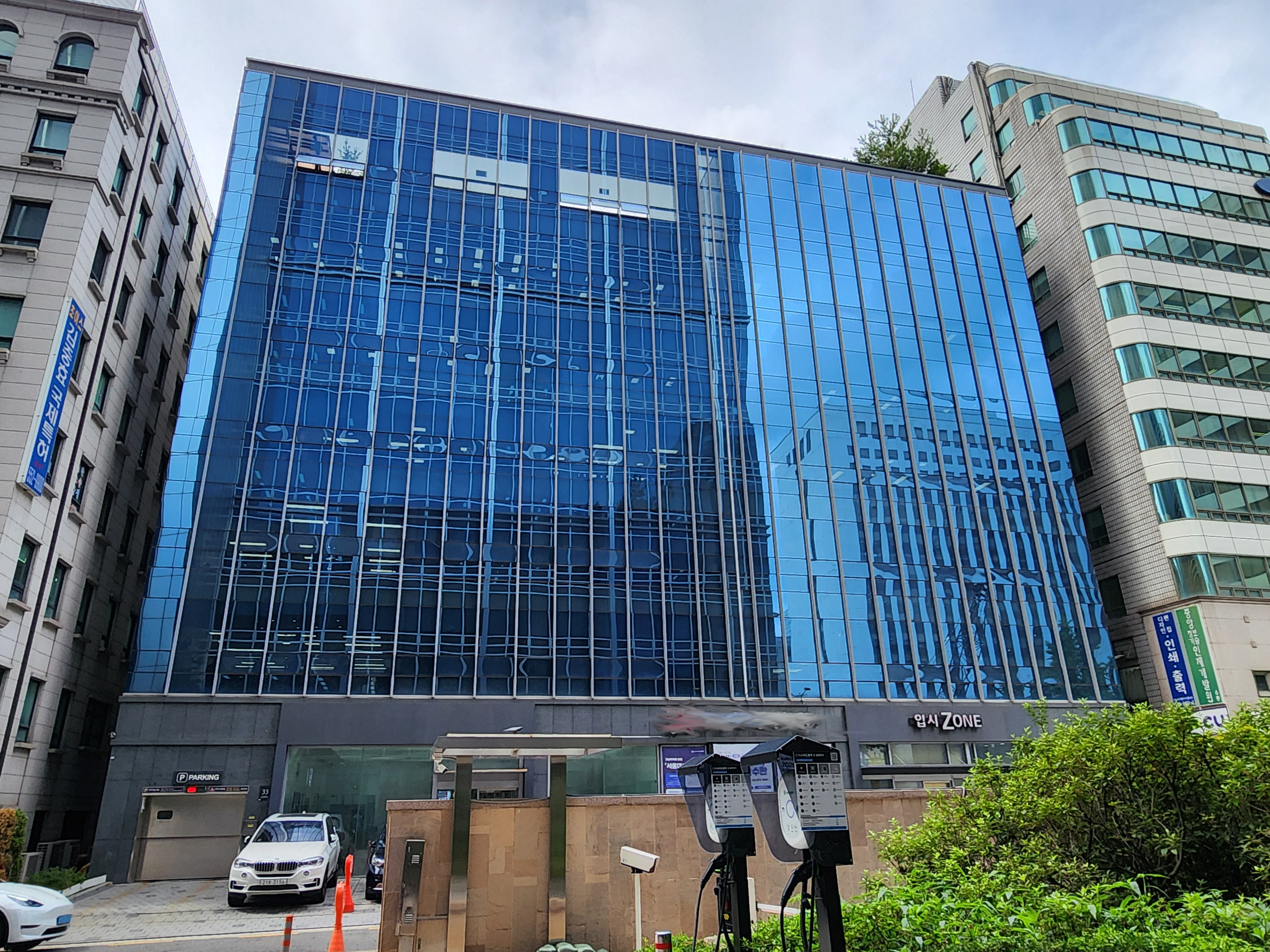 강남역 단독 사옥 임대 건물 외관